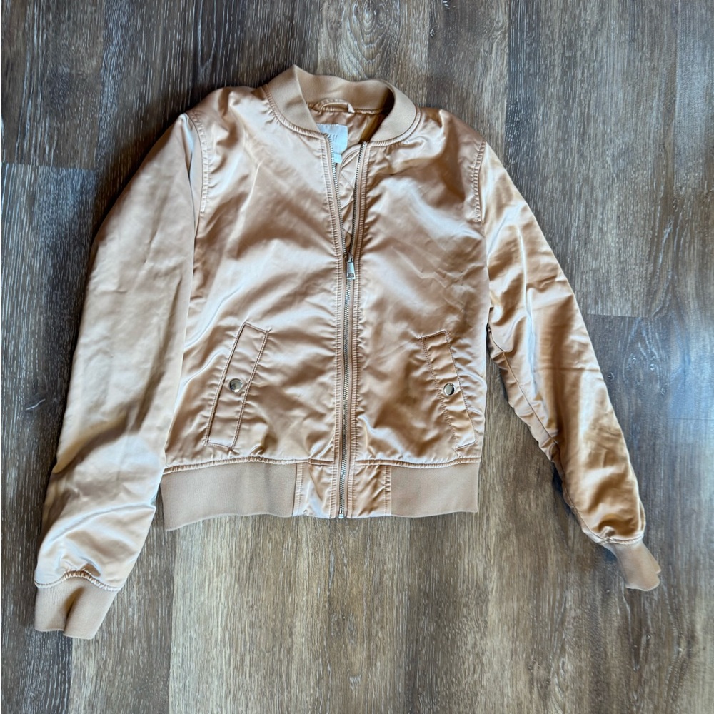 H & M peach satin bomber jacket‎ sz 0